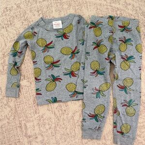 Hanna Anderson Pineapple Print Grey Pajama Set - Unisex